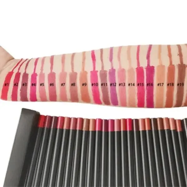 Tina Mattern Moisturizing Lip Liner – Waterproof Formula - Image 2
