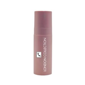 Tina Mattern Oil Control Setting Spray for 16-hour long-lasting wear, controls oil and shine while keeping makeup fresh and flawless. Vegan and cruelty-free.