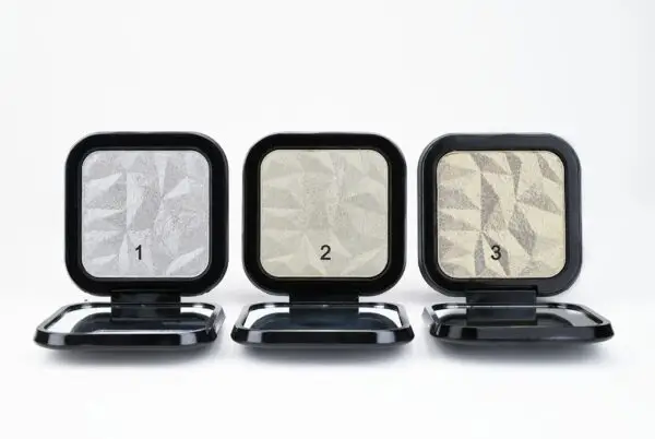 Tina Mattern Shimmer Diamond Highlighter – Radiant Glow for All Skin Types - Image 2