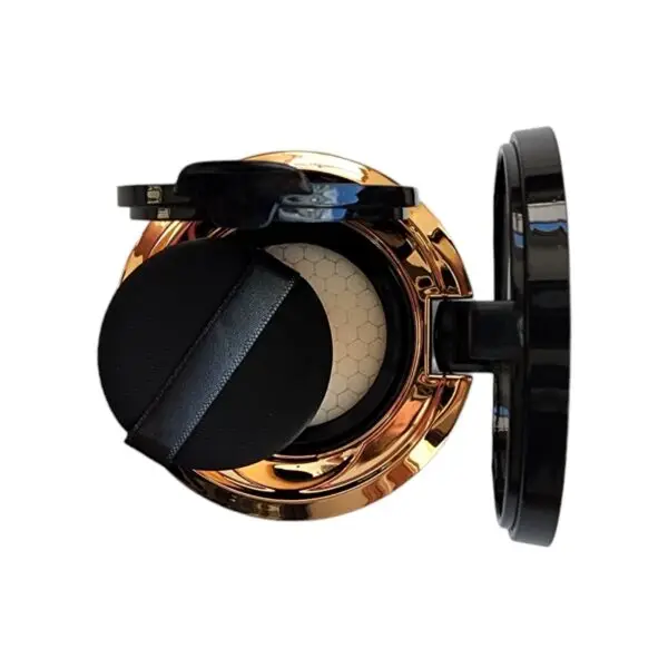Tina Mattern Illuminating Cushion Cream – Free Refill Included - Image 8